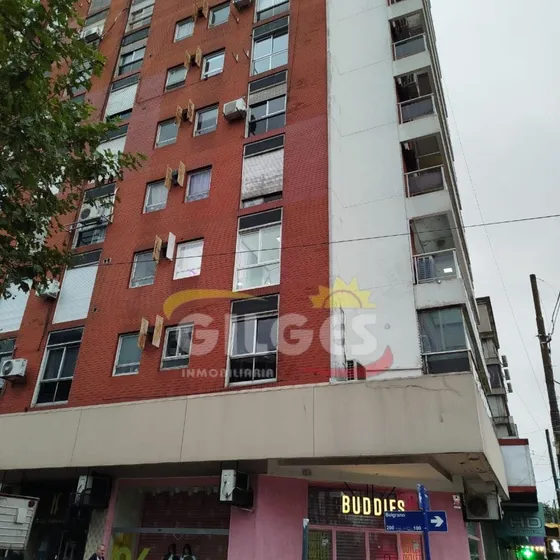 Alquiler Oficina En Ramos Mejia  Céntrica