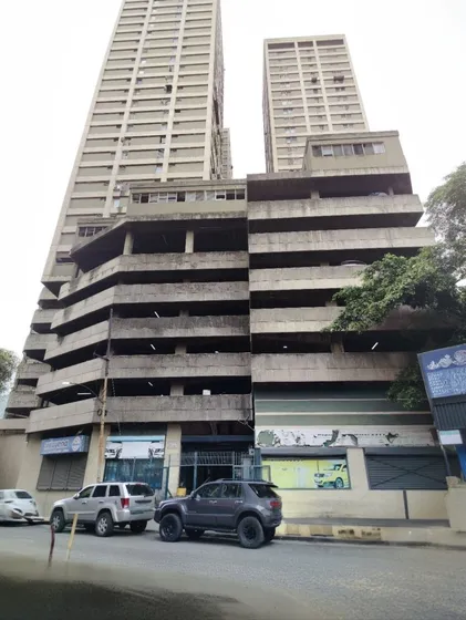 Venta De Local Comercial. Parque Carabobo Plaza