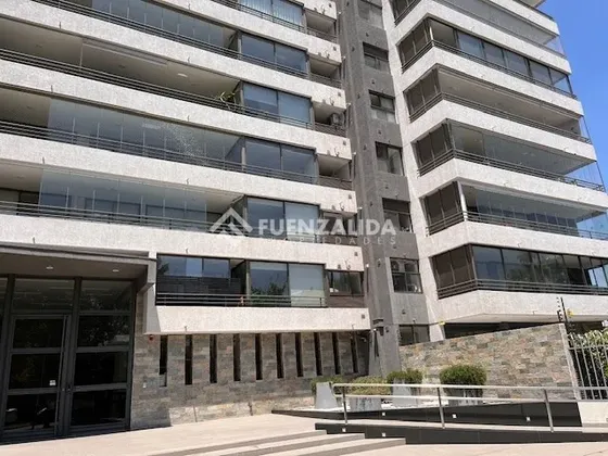 Departamento En Venta De 2 Dorm. En La Reina