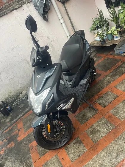 Victory Life 125