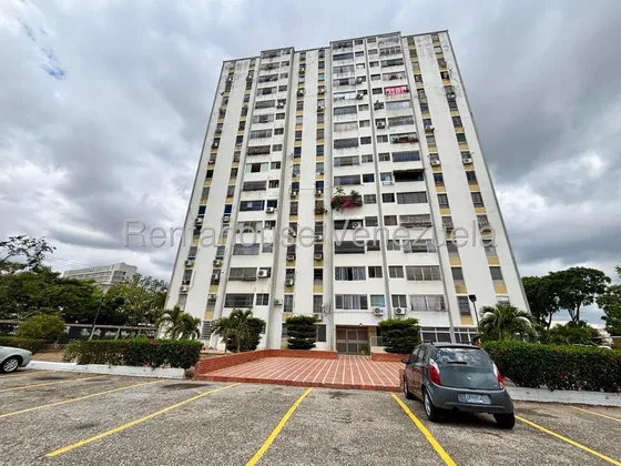 Ana Karina Molleja Vende Apartamento En Las Trinitarias, Zona Este Barquisimeto-lara /akm