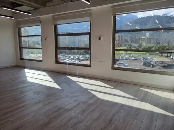 En Ciudad Empresarial Recien  Remodelada  144 M2  Nororiente