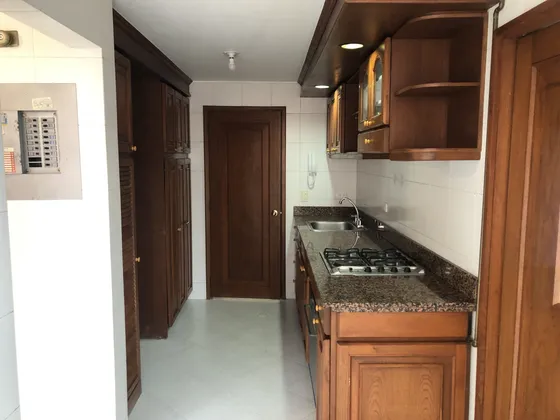 Apartamento En Venta En Bella Suiza-usaquén. Cod V2105