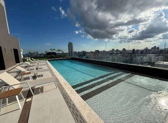 Naco  ¡renta En Torre De Lujo! Piso 16 | 90m² | Mantenimiento Incluido