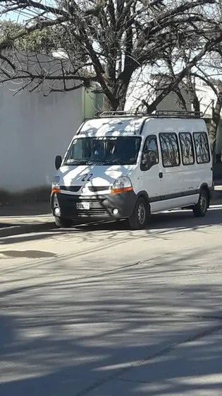 Renault Master 2.5 Ph3 Dci120 L2h2 Pkcn Furgon Largo