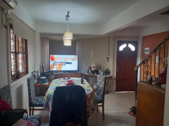Departamento En Venta - 2 Dormitorios 2 Baños - Cocheras - 83mts2 - Luis Guillón, Echeverría