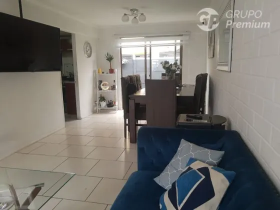 Casa En Micro Barrio Seguro De 3d Y 3b En Venta En Peñaflor