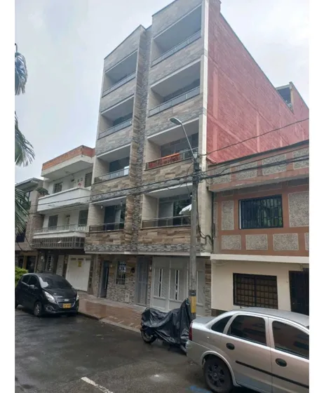 Casa  Primer Piso Itagüí La Gloria Cerca Al Parque Principal