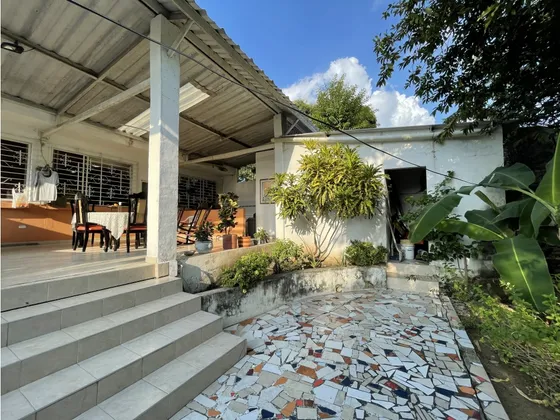 Venta Casa En Alto Bosque