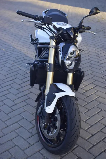 Benelli 752s 4000 Km Agosto 2024 Original