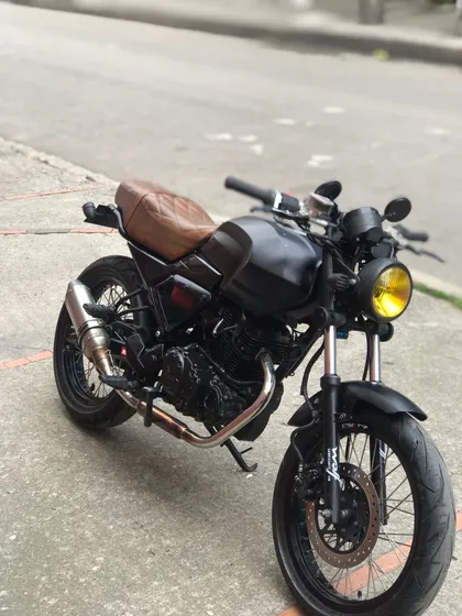 Victory Bomber 150 (modelo 2021)