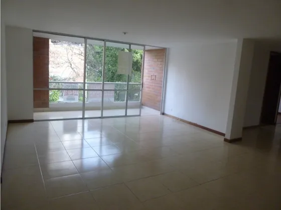 Apartamento En Arriendo En Envigado, Loma De Las Brujas