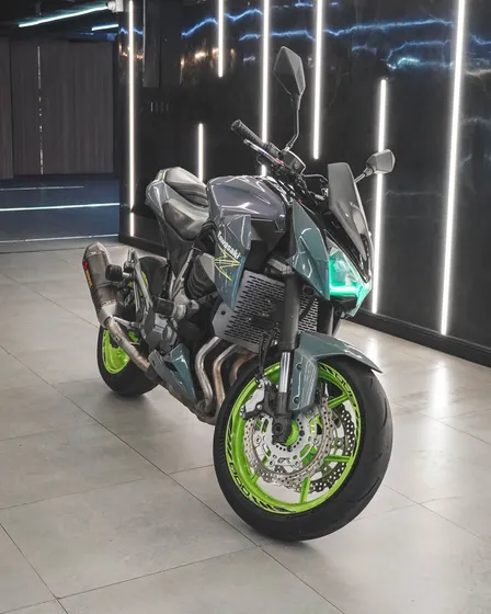 Kawasaki Zr800ads 2013
