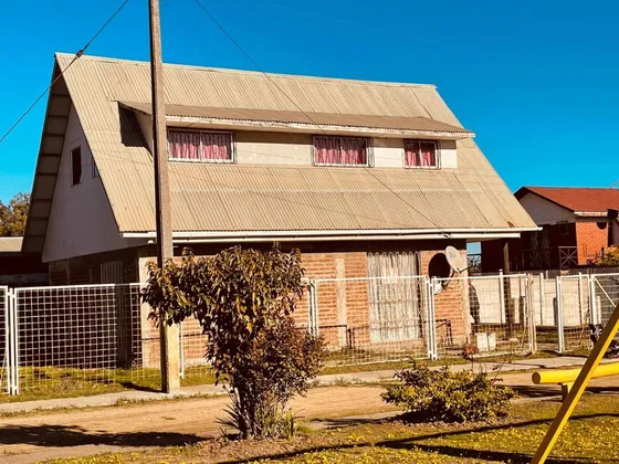 Casa En Condominio 4 Dormitorios En Isla Negra