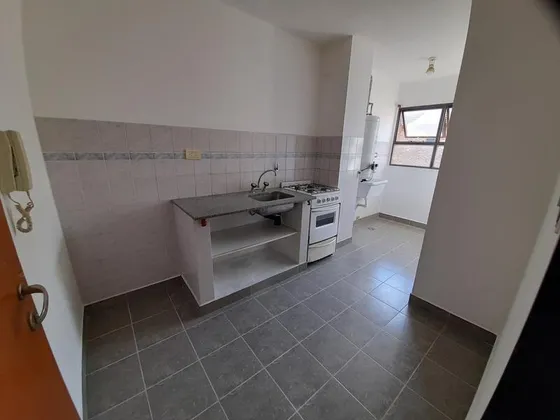 Departamento En Alquiler En Tolosa 