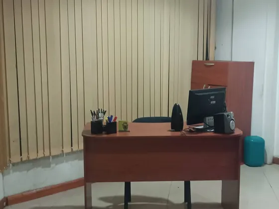 Se Alquila Local Comercial En La Encrucijada Turmero 