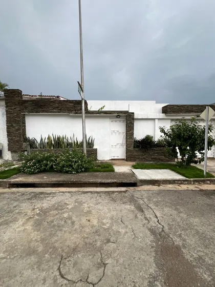 Casa En Trigal Norte Totalmente Remodelada Vende O Alquila Dayanna Vasquez Solo Clientes 