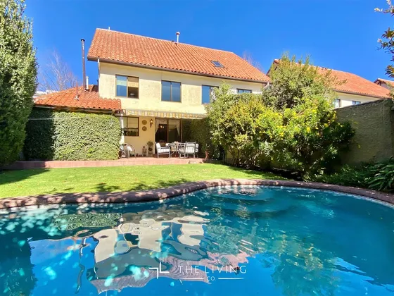 En Venta Linda Casa 6d - 5b En Las Condes