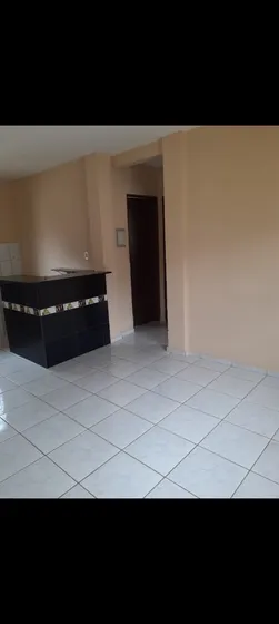 Apartamento 2 Quartos, 1 Sala, 1 Cozinha, 1 Banheiro 1 Lavan