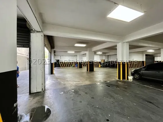 Local En Venta El Marques 24/04 Jg 