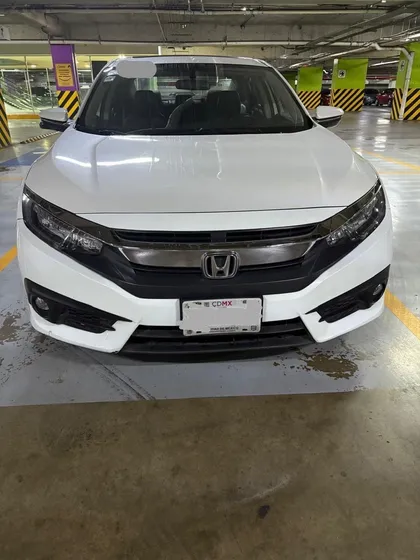 Honda Civic 1.5 Turbo Touring I-style Cvt
