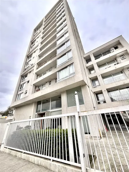 Departamento En Arriendo De 2 Dorm. En Concepción