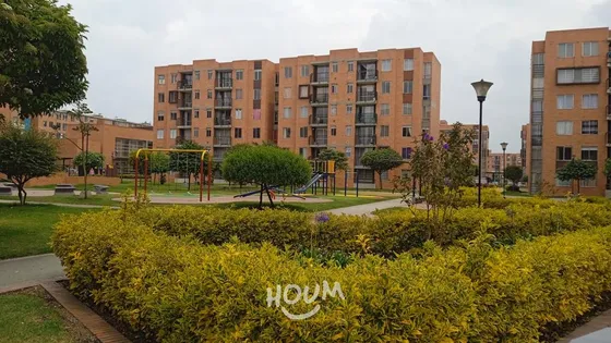 Apartamento En Urbanización Zaragoza-alambra. 3 Habitaciones, 62 M², Id: 121539