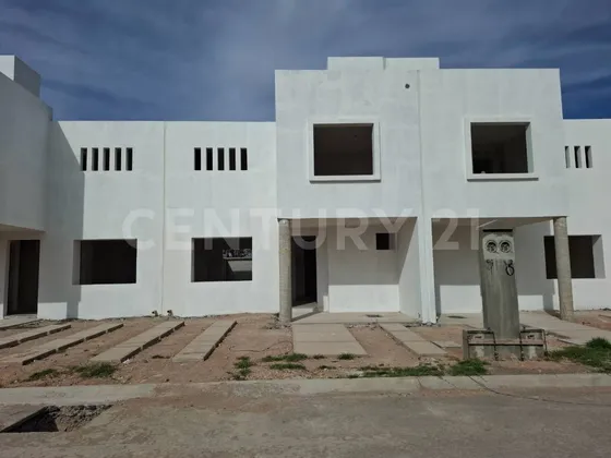 Casa En Venta En Viveros Del Fresno En San Juan Del Río, Querétaro
