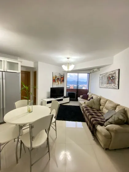 Leandro Araque Inzitu Realtor  Alquila Excelente Oportunidad Inmobiliaria Apartamento Tipo Estudio En El Parral - Res Roraima Queda Completamente Amoblado Y Equipado. Para Ejecutivos 