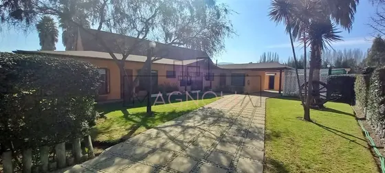 Casa En Venta De 6 Dorm. En Las Cabras