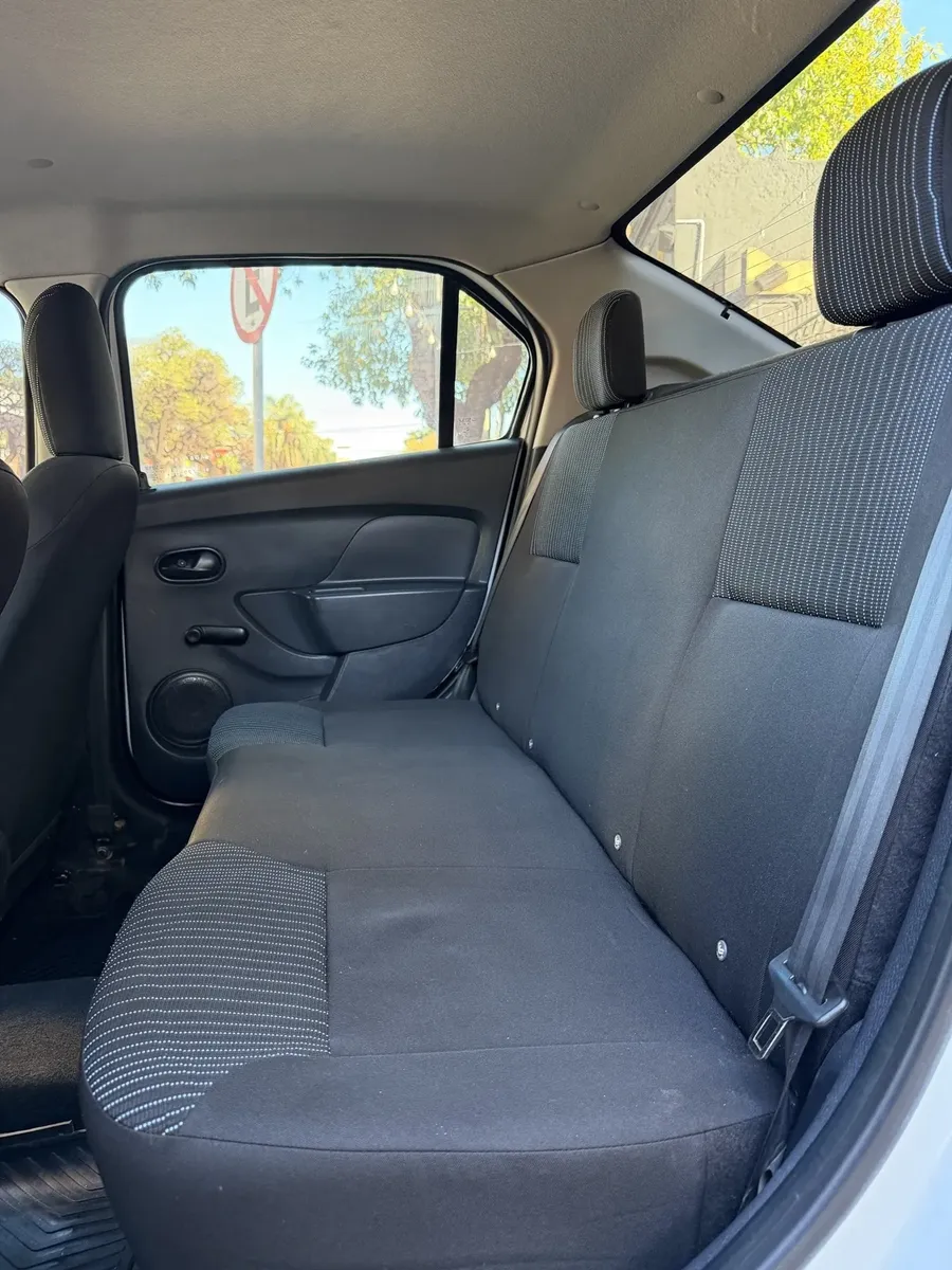 Renault Logan 1.6 Authentique 85cv5215520952424960018