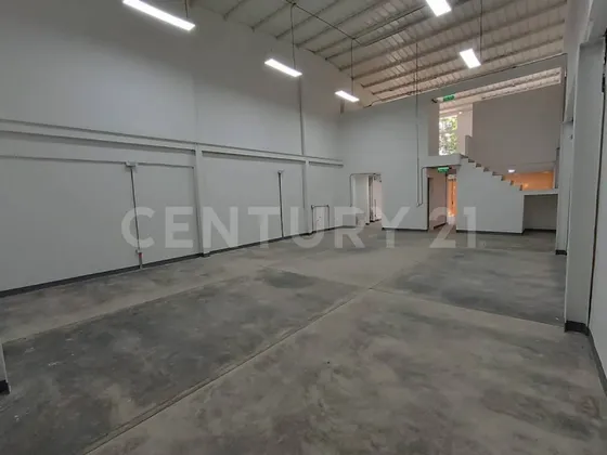 Alquilo Bodega Para Uso Comercial Barrio San Fernando