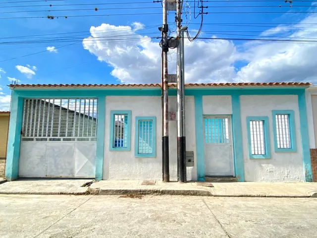 Casa En Los Palos Grandes Ii, San Joaquín. (sdaneu-84)