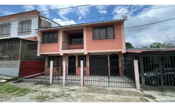 Venta De Casa Doble Renta Sector Barrio Las Américas