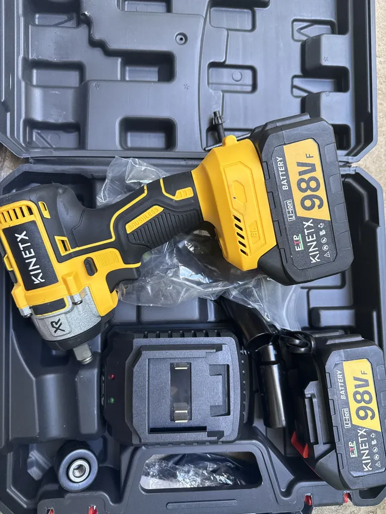 Chave De Impacto Kinetx Brushless 880nm 98v 2 Bat + Maleta