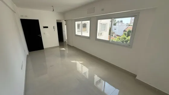Venta Depto Monoambiente Cochera Estrenar Caseros