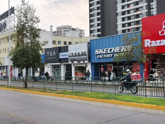 Local Mejor Vereda De Ñuñoa