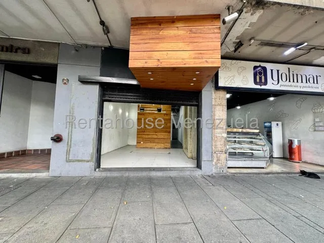 Jg Cod Flex 25-20733 Se Alquila Estupendo Local A Pie De Calle  En Chacao Plena Avenida Negociable