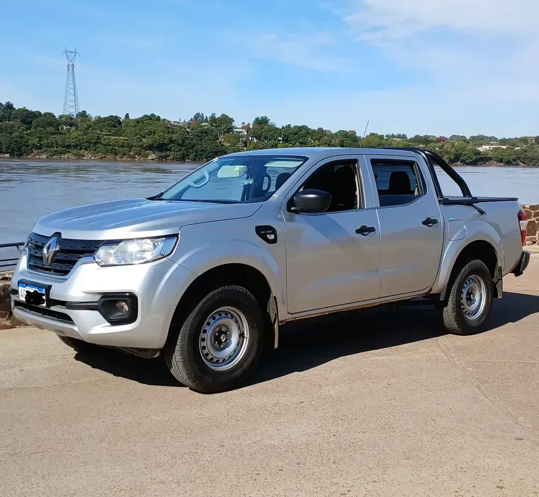 Renault Alaskan 2.3t 16v Confort Mt 4x2