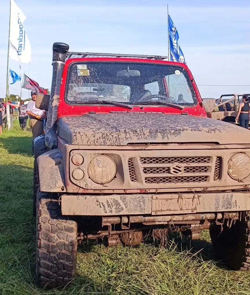 Suzuki Samurai 1.3 Single-Point Injection, 4x4, Electric Power Steering, 1997