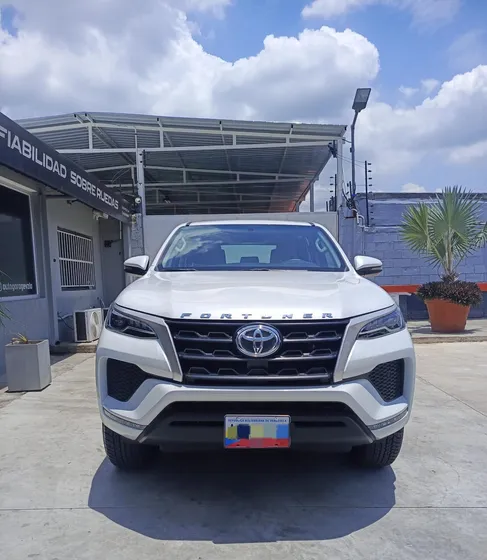 Toyota Fortuner 2.7 Dubai