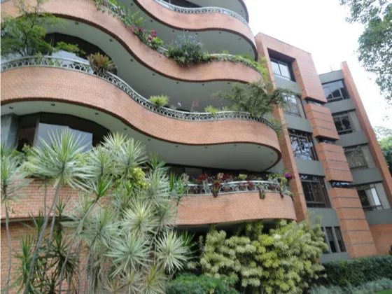 Se Vende 800m2 Altamira 8551