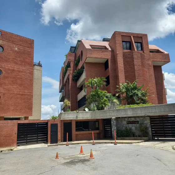 Vendemos Pent-house Moderno, Amplio, Cerca Embajada Usa - Ver Video - Xavijennyinmuebles