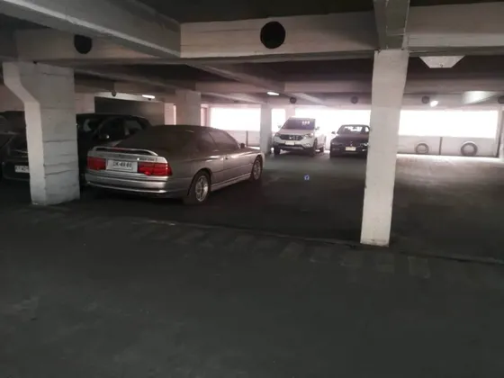 Estacionamiento En Venta / Agustinas - Amunategui