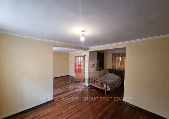 Se Vende Casa A Pasos De Avenida Santa Rosa