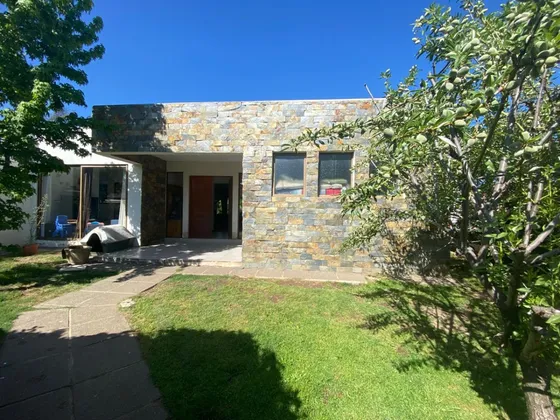Casa En Venta, Adobes De Nogales, Machalí.