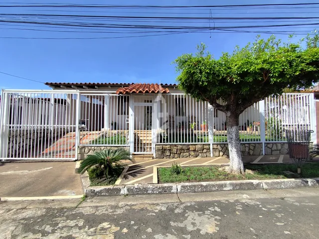 Casa En El Sector Alta Vista, Urbanización Roraima