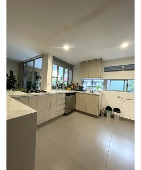 Apartamento En Venta, Envigado, Loma De Las Brujas