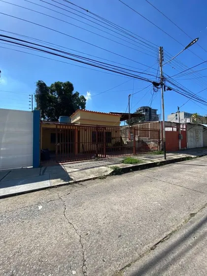 Venta Casa Urbanizacion La Alegria, Para Demoler Carmen N.