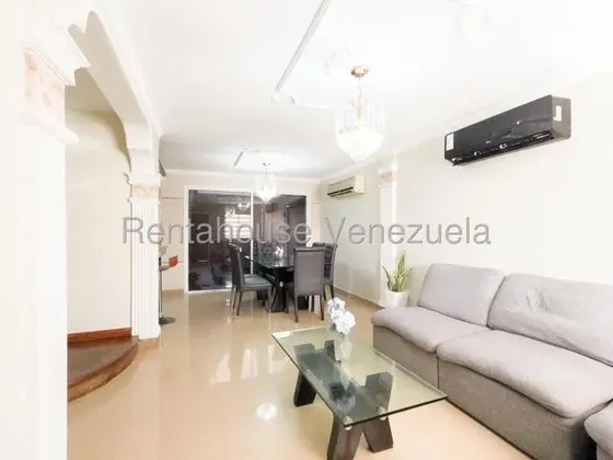 Edel Vargas Vende Bella Casa Dúplex En Roca Del Valle - Av. Ribereña , Amplios Espacios / Renta House